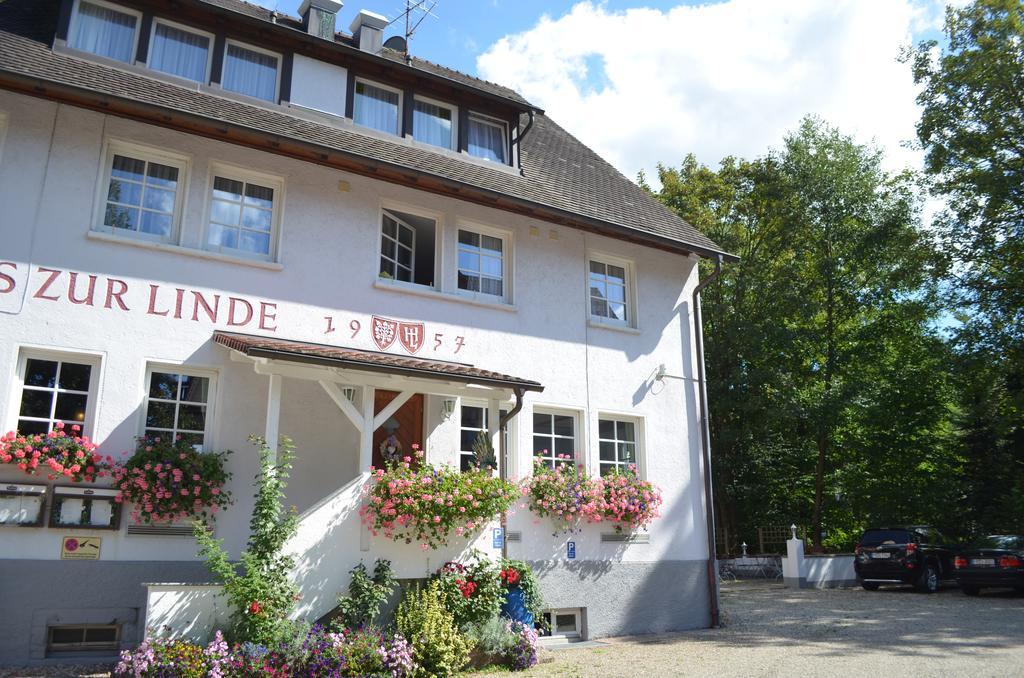 Gasthaus Zur Linde Hotel Glottertal Exterior foto