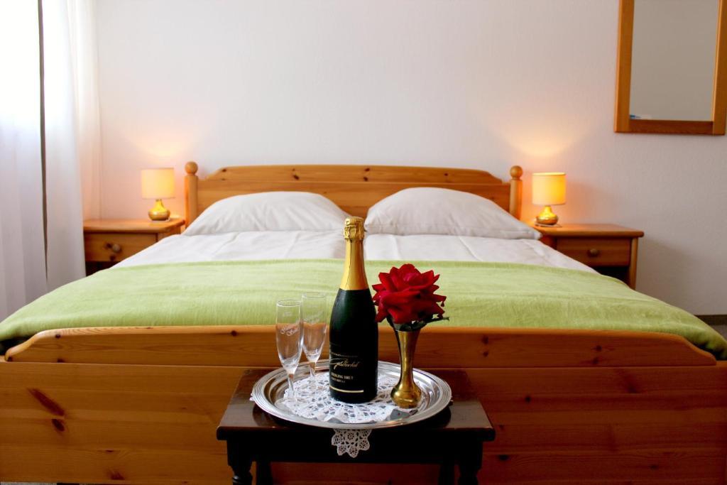 Gasthaus Zur Linde Hotel Glottertal Habitación foto